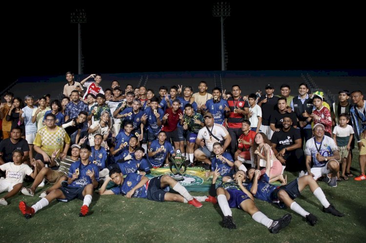 Governo do Amazonas apoia viagem de atletas do Viver Melhor e da Compensa para competir na Taça das Favelas Brasil