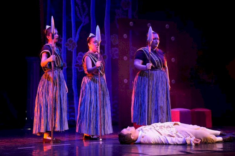 Espetáculo ‘Uma História Mágica’ encanta o público no Teatro Amazonas com alunos do Liceu de Artes e Ofícios Claudio Santoro