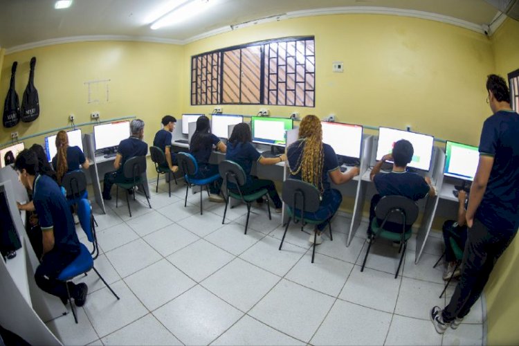 Emenda parlamentar de João Luiz garante novo laboratório de informática em escola pública