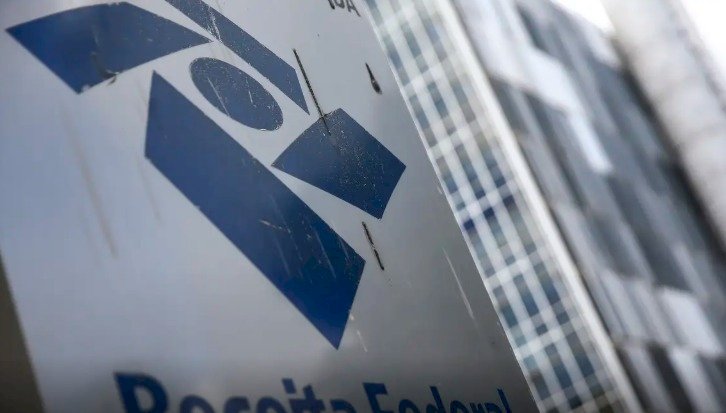 Receita alerta para falsas cobranças com nome e CPF do contribuinte