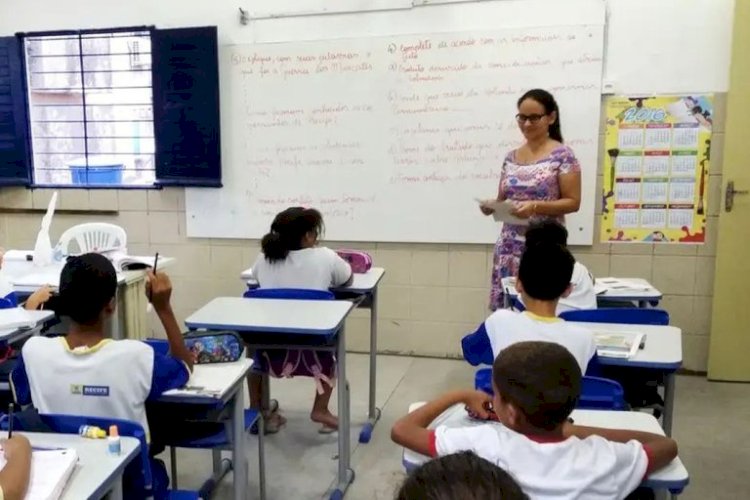 Isenção do IR duplica número de professores da educação básica que não pagarão imposto no Amazonas