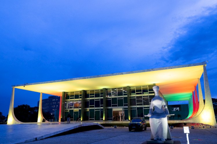 Moraes manda prender Filipe Martins, ex-assessor de Bolsonaro