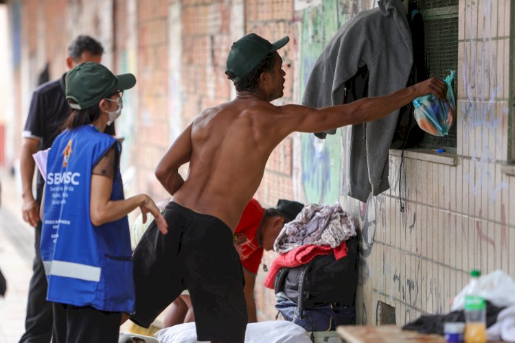 Prefeitura reforça políticas humanizadas para população em situação de rua no Centro e recupera cidadãos
