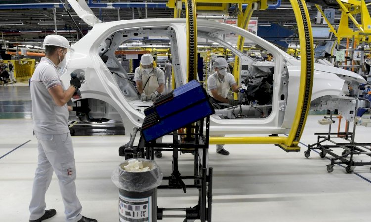 De cada dez empresas industriais, oito enfrentaram dificuldades para obter crédito