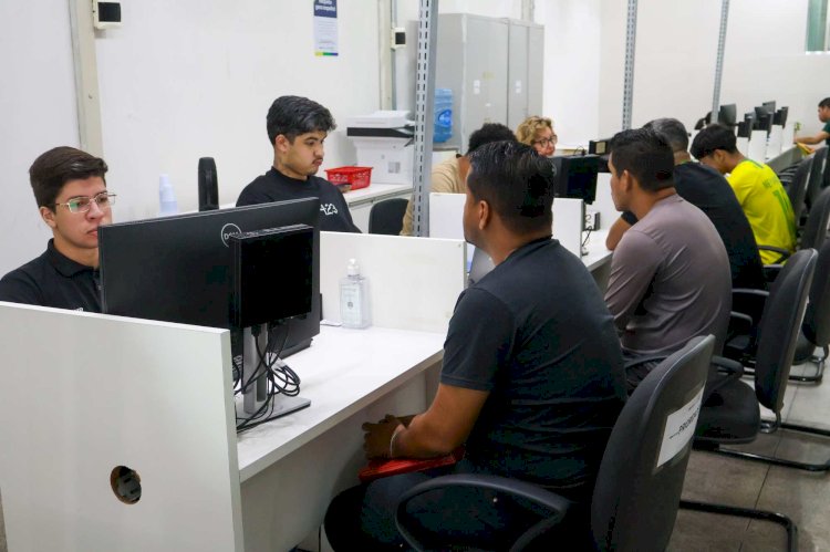 Sine Amazonas divulga 131 vagas de emprego para esta segunda-feira