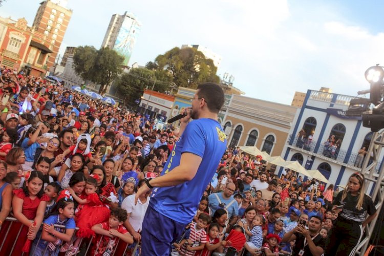Família, cultura e boi-bumbá marcam estreia do Toada Kids no Largo de São Sebastião