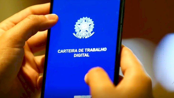 Desemprego fica em 5,4% no trimestre encerrado em janeiro de 2026
