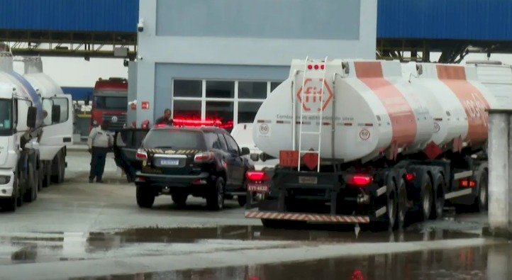 Governo fiscalizou 1,1 mil postos de combustíveis para evitar abusos