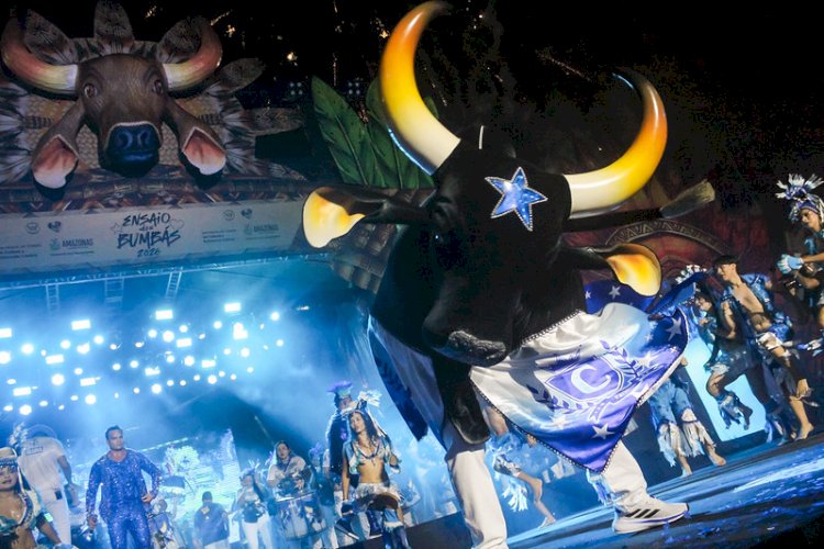 Caprichoso estreia no ‘Ensaio dos Bumbás 2026’ com o tema ‘É festa de novo!’ neste sábado, em Manaus